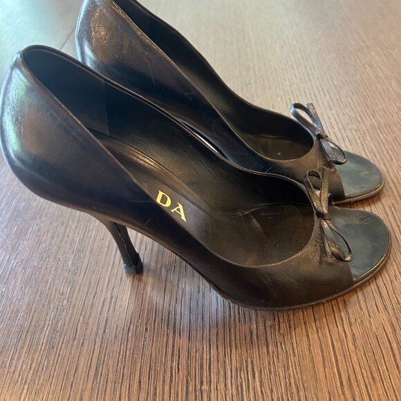 PRADA Black Leather Heels with Bow - Size 38 - Picture 2 of 7